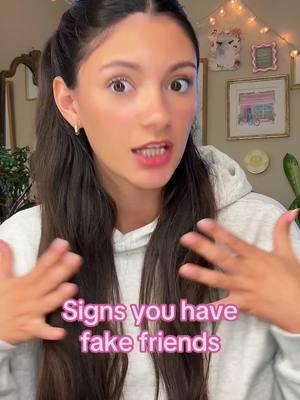 Replying to @Karyna #fakefriends #fakepeople #girlsgirl #friendshipredflags #friendshipredflag #badfriends #signstheyreafakefriend #fakefriends #toxicfriend #toxicfriends 