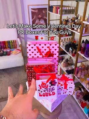 @Paul | Fragrance Influencer lets make some valentines day pr package #bathandbodyworks #bathandbodyworkshaul #bathandbodyworkscandles #lush #lushcosmetics #lushbathbombs #soldejaniero #soldejaneiro #soldejaneiroperfume #soldejaneirocheirosa 