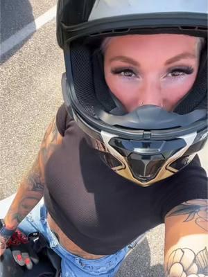 Insta ek_tay #ek_tay #clearingdrafts #fypシ #kentucky #tattooed #thankyoutiktokfamily #bikelife #ohio  