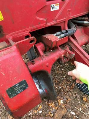 Thoughts on the pins and bushings #logging #waratah #tigercat #tigercatforestry #work #Outdoors #education #talk #fyp #foryoupage #bluecollar 