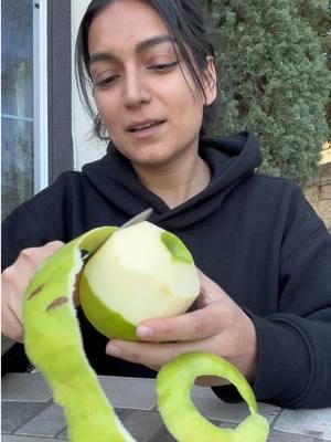 throwing it back to the video that changed everything. #apple #fruitpeeler #knife #hack #persian