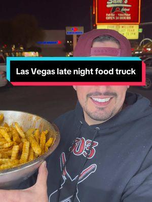 Best Las Vegas late night food #303inthecut #lasvegasfood #vegastiktok #vegaseats #seasoned 