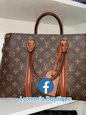 FB: LUXXORIA BOUTIQUE #parati#luxxoriaboutique#bolsosdelujo#lujoentusmanos#louisvuitton#chanel#prada#gucci#fendi#valentino#fyp#laredotx#lvbags#burberry 