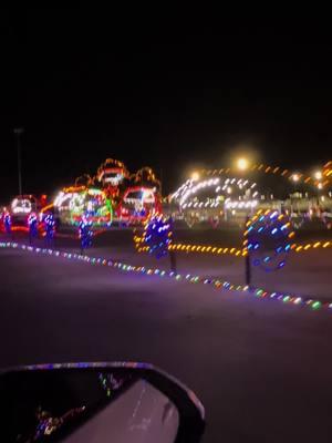 Christmas lights at the speedway🏁#lasvegas #vegas #lasvegasmotorspeedway #motorspeedway #christmaslights #christmas 