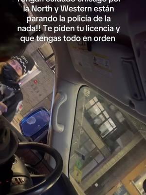 Alerta chicago tengan cuidado 👀  👮‍♀️ nos pararon a nosotros y más adelante a 2 más  #chicago #cuidado #traigan #todoenorden#mucha #policia#redadasparadeportacionesmasivas #cuidado #traigan#su #licencia #y #azeguranza #listos 