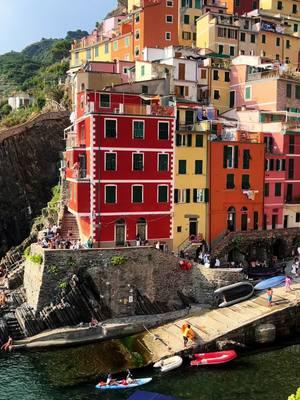 Cinque Terre straight out of a fairytale! 🌊✨ Colorful cliffs & crystal-clear waters, living the ‘Luca’ life in every moment. ☀️🇮🇹 #CinqueTerre #lucamovie #SummerRecap #traveldiaries 