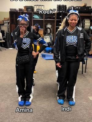 Do a cheer with the word… some people are definitely more competitive than others👀 #clarkcougarscheer #cheerleading #cheersisters #highschoolcheer #blackcheertiktok #cheerleadersoftiktok #teambonding 