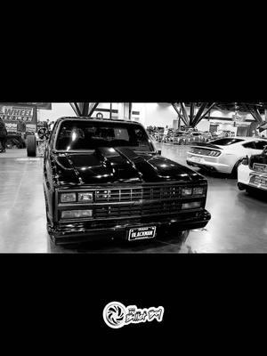 Yes I’m team Drake all day #droppedtrucks #chevyrunsdeep #c10trucks #mtwbillets #qa1suspensions #teamdrake 