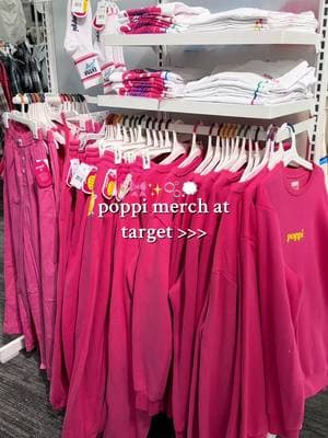 poppi pr merch being resold at target??? hahaha @target 🥤🫧 #target #targetfinds #targethaul #poppi #poppisoda #poppipartner #poppimerch #poppiprebioticsoda #poppiprobioticsoda #poppipr #sweatset #sweatsets 