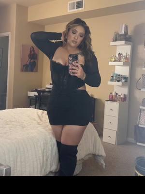 #fyp#paratupagina#fypシ#mexican#mexicantiktok#michoacan#saturdaynight#allblack#thighhighboots