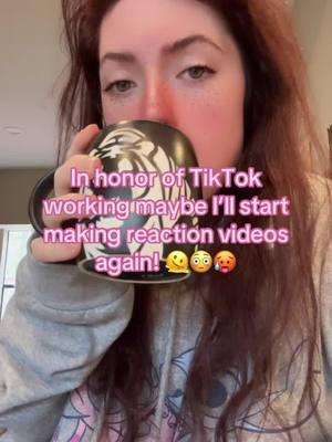 TIKTOK IS STILL HERE! #fypシ #gamerchick #smallstreamer #blindreact #blindreaction #goodgirl #brats #