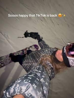 #fyp #lesbiansoftiktok #tomboyfemme #snowboard #bigbear #bigbearlakecalifornia 