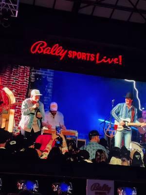 Cadillac Style #zachtop #colegoodwin #cadillacstyle #sammykershaw #concerts #livemusic @Zach Top @Cole Goodwin @Ballpark Village St. Louis @923WIL 