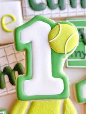 I don't always use royal icing transfers (think big homemade sprinkle) because it takes extra time and planning. My preferred way to decorate each set is to sit down and decorate from start to finish. But I knew I wanted texture on these tennis balls so I made them the night before decorating! Do you like making/using royal icing transfers?⁠ .⁠ .⁠ .⁠ #tenniscookies #tennisballcookie #birthdaycookies #birthdaycookieset #customcookiesla #customcookieslosangeles #losangelescookies #losangelescustomcookies #sugarcookie #sugarcookiedecorating #sugarcookiesofinstagram #customsugarcookies #thesweetpeacookieco #satisfyingvideos #cookievideo #glendalecookies #glendaleca