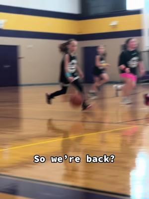 So hype #hypemeup #wereback #backlikeineverleft #tiktokban #babybuckets #jb3 #bucket #minipaigebueckers #shesback #basketball #welcomebacktiktok 