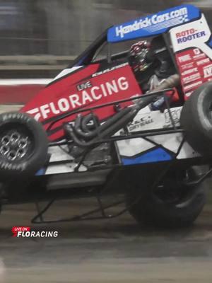 🤯 Don't forget Kyle Larson also had an incredible save in the Pole shuffle to secure #chilibowl pole