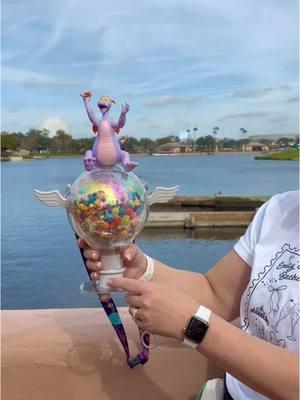 Figment’s popping off at Epcot’s Festival of the Arts! 🌈🍿 This colorful popcorn bucket is a must-have for Disney fans—who’s adding it to their collection? 🎨✨ #EpcotFestivalOfTheArts #DisneyPopcornBucket #FigmentMagic #DisneyCollectibles #authorizeddisneyvacationplanner #ftjtravel 