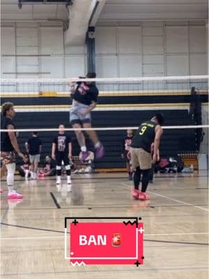 Ya’ll were worried about the wrong ban 😮‍💨  #BanPowerCoed #GirlsNet #Coed #shortkingspring #volleyball #voleibol #volleyballlife #clipfarming  #hittinglines 