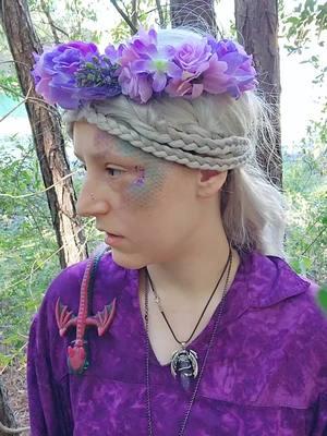 A video from trf this past season that I quite liked.  • • #renfaire #renassaince #fantasy #dragon #purpledragon 