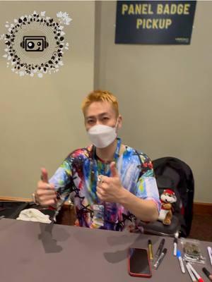 Iconic Japanese Rapper Lotus Juice Signs Autograph After Performing Persona Hits Live at Kawacon #lotusjuice #persona #rap #japaneserap @Kawacon 