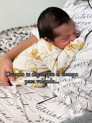 Disfruto cada instante a tu lado mi vida, pero aveces quisiera detener tantito el tiempo #tiktokisback #time #mom #MomsofTikTok #boymom #momlife #mama #tiempo #admv #babyschedule #nb 