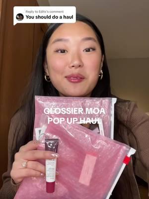 Replying to @Edits live laugh love @Glossier  #haul #glossierpopup #mallofamerica #balmdotcom #minnesota  @Mall of America 