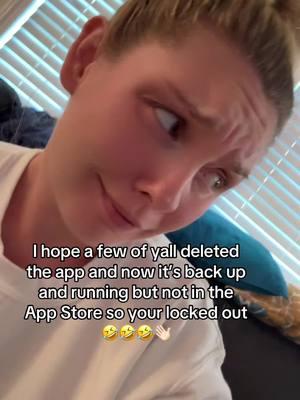 TikTok doesn’t need your negativity anyways 👋🏻🤣🤣🤣 #fypシ゚viral #funnytok #lockedout #couldawouldashoulda #tiktokissaved 