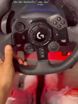 Now that TikTok is back, I hope this motivates you to get your own steering wheel! 🔗 bio #fyp #g923 #logitech #simracing 