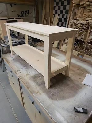 #entrytable #customfurniture #tiktokban #tiktoisback #madeintheusa #custombuild #woodworkingcommunity #garageshop #danvilleindiana #furniture #fyp 