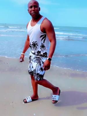 I look my best when I'm totally free, on holiday working on the beach 🏖️ HAPPY SUNDAY FROM THE SMILING COAST OF AFRICA 🇬🇲  #gambiavacation2025 #viralpost2024Today #photooftheday #Gambia #follow #usa_tiktok  @highlight Following #senegambia #gambiavacation2025 #viralpost2024Today #Gambia #viralpost2024Today #Gambia #Gambia #gambian_tiktok🇬🇲🇬🇲🇬🇲❤️❤️❤️❤️mama #senegalaise_tik_tok🇸🇳pourtoichallenge #gambian_tiktok🇬🇲🇬🇲 #senegalaise_tik_tok #Gambiavacation2024 #photooftheday 