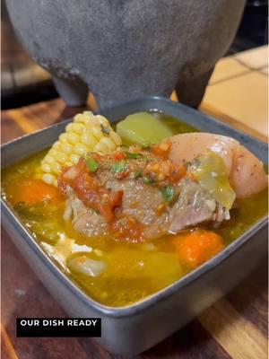 Ya Regresamos TikTok Caldo de Res con Chile de Molcajete  Sígueme de Instagram  cocinando con faby Ingredientes  Espinazo de res  Carne con Hueso para barbacoa  Elote / corn  Jitomates / tomatoes Cebolla / onion Zanahoria / carrot Chayote  Papas / potatoes Col / cabbage Cilantro  Sal / salt Limón / lime #momscooking #foodreels #comida #foodism #eat #lazycooking #caldoderes #beefbroth #meatandvegetables #molcajetesalsa #taquitos #caldodepollo #comidascalientes #mexicantradition