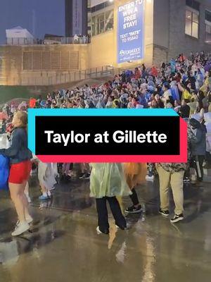 in honor of tiktok being BACK let's share our most viral videos! We could never forget this. Pouring rain, screaming at the top of our lungs outside of Gillette stadium for @Taylor Swift  #taylorswifterastour #erastour #theerastour #taylorswift #swifties #swiftie #gillettestadium #rainshow 