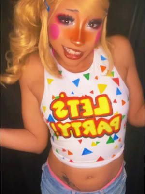 we are soooo back lmfaooo #toychica #toychicacosplay #fnaf #fnaf2 #fnaf2cosplay #fnafcosplay 