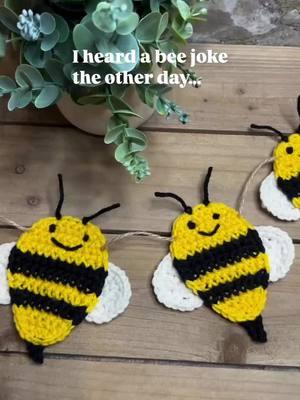 Had me in tears 😭😭 It was bee-utifully executed!! 😂😍 #crochet #crochetaddict #crochetersoftiktok #crochetart #crochet_relax #crochetcommunity #crochetaddiction #crochetcrew #crochetproject #crochetpatterns #crochettok #crochetting #crochetallday #crocheteiras #crochethook #crochettiktok #crochetaddicted #crochetgeek #crochetgirlgang #crochetdesigner #crocheters #crochetdesign #crochetdecor #crochetdecoration #crochetdecorations #etsy #etsyshop #etsyseller #etsysmallbusiness #etsyfinds #SmallBusiness #smallbusinesscheck #smallbusinessowner #smallbusinesstiktok #bumblebee #bee #beedecor #beeaccessories #bumblebeedecor #springgarland #springdecor #springaccessories #beegarland 