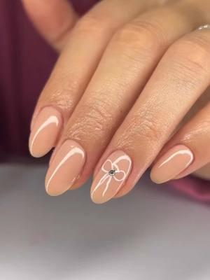 i have never been girlie but being pregnant has me in my feminine era and I’m here for it 🤰🏽💅🎀💗 #russianmanicure #russianmanicuredallas #structuredmanicure #nailinspo #babyshowernailinspo #dallas #texas @Maria Salazar #nailinspotiktok 