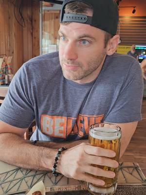 Is it true the more you drink, the better someone looks? 🍺 🍻  #beerGoggles  #hooters  #funnyvideo  @FrankDaTank 