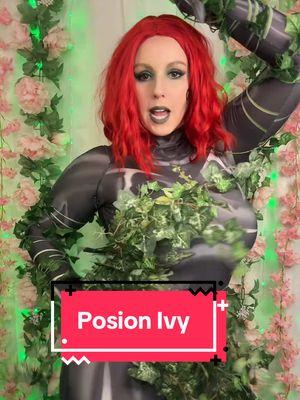 #fypcosplay #fypcosplaygirl #cosplay #dccomics #poisonivy #weareback 