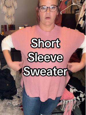 This is a beautiful piece that you need to add to your collection!! Great for layering! @shewin_official_us #shewin #shortsleevesweater #sweat #shortsleeves #sweaterweather 