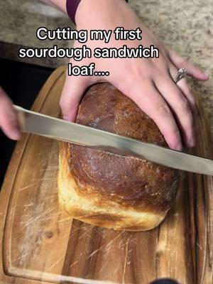 #sandwichtiktok #sandwichbread #homemadebread #homemadesourdough #homemadesandwichbread #sourdoughloaf #sourdoughsandwichloaf #cuttingbread #freshbread #freshbreadfromhome 