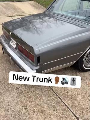 🤞🏽New trunk still under construction 🚧 follow me on IG: @meeezy_0sama #boxchevy #loudmusic #shreveport #ratchetcity #86caprice #massfollowing #louisiana #capriceclassic #skaraudio #lithium #cmax 