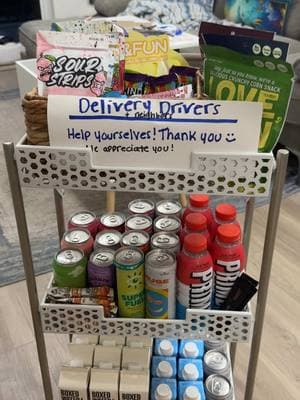 ✨UPGRADING✨ the delivery driver snack cart in honor of TikTok coming back #deliverydriver #deliverydriversnacks #actsofkindness 