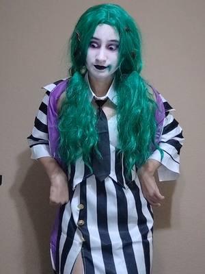 (Ignore how big the costume is on me 😭) Finally did a Beetlejuice cosplay 🪲💥- #beetlejuice #beetlejuicecosplay #beetlejuicemusical #poccosplayer #avatheartcup 