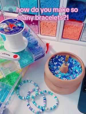 Hehe!! Glad tiktok is back 🙌😝 #kellyprepsterstudio #Beadbuddies #braceletbusiness #beads #beadspinner 