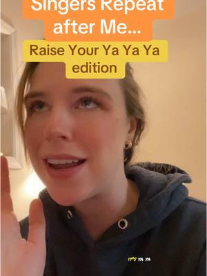 If your #raiseyouryayaya isn’t working…comment what’s happening and I’ll try to help you!  I teach people all over the world to understand what THEIR voice needs so that they actually make true vocal progress.  Check out the Discover Masterclass (link in bio) to finally know what’s going on in YOUR voice so you can stop screaming yayaya and actually sound good 😭🤣 #voiceteacher #yayaya #singing #onlinevocaltips #vocalhealth #belting #healthysinging #belt #learntosing #learntosingbetter 