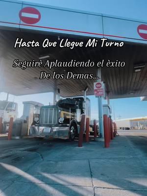 #seguimoslavorando💪🏼 #siemprepalante🙏👍 #peterbilt #trokerosperrones #parati #viraltiktok #fy #quebonitoeslobonito #trailerosfieles #trailerosmexicanos🇲🇽💯😎 #porretenerte 