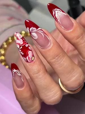 Chào mừng sự trở lại của tiktok 🥰🥰🥰  #cateyenails #valintine #nailart #rednail 