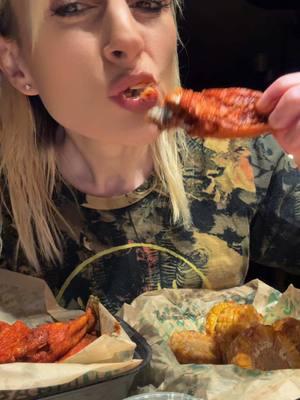 Return of TikTok celebration dinner @Wingstop #wingstop #wingstopranch #wingstopmukbang #bonniepate #spicy6989 #tiktonban #returnoftiktok #mukbangeatingshow #eatwithme #fyp 