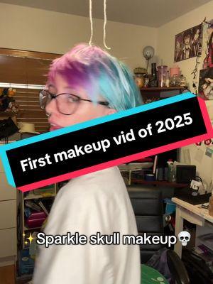 First makeup transition video of 2025🤩 #makeup #makeuplook #makeuplooks #makeuplover #makeuplooksforyou #makeuplookoftheday #makeuptransformation #makeuptransition #makeuptransitions #skull #skullmakeup 