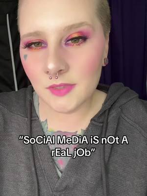 For real though. For all my full time influencer friends, keep grinding! I see you and fully support you. 🩷 #keepgrinding #iseeyou #isupportyou #keepgoing #loveyou #jeffreestarcosmetics #jawbreakerpalette #makeup #socialmedia #influencer #fyp 