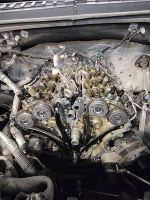 Installation of 3.5L phasers and timing chains (part 3)  #carsoftiktok #ford #fordtech #mechanic #techniciansoftiktok #f150 #ecoboost #fyp 